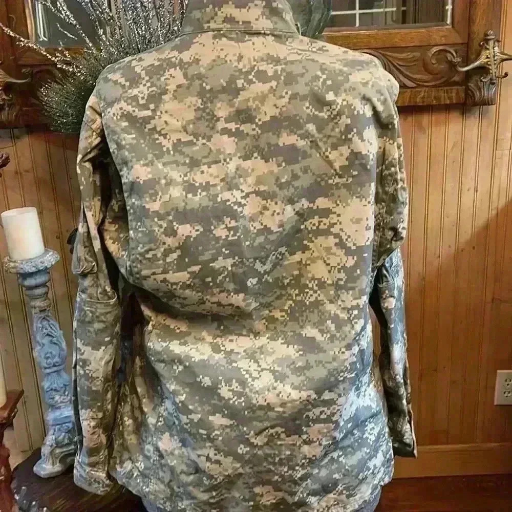 Military jacket. Size medium/long. - image 7